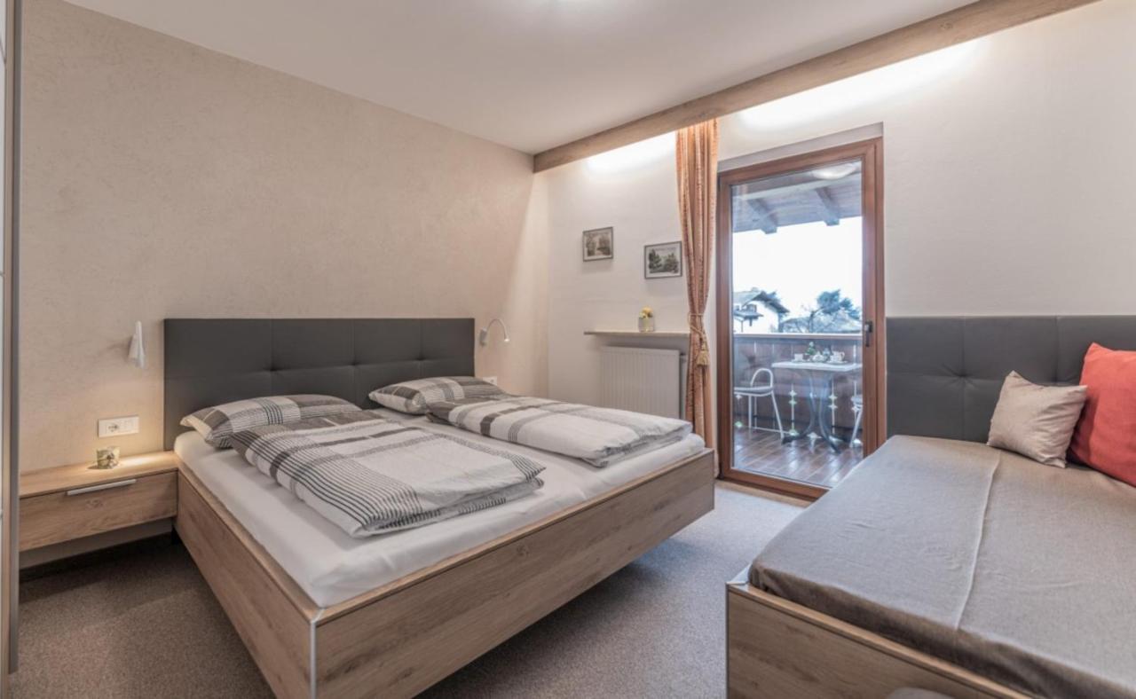 Ferienwohnungen Haus Christine Рифиано Екстериор снимка